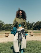 Stradivarius Geacă Bomber Tip Corset Kaki L