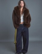 Stradivarius Geacă Cu Guler Șal Și Imitație De Blană Maro L