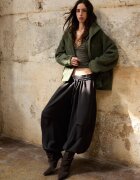Stradivarius Geacă Din Blană De Miel Cu Opritoare Kaki L