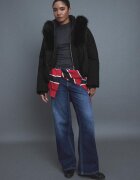 Stradivarius Geacă Matlasată Cu Glugă Și Imitație De Blană Negru Xs