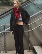 Stradivarius Geacă Matlasată De Bază Cu Glugă Negru Xl