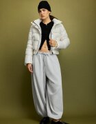 Stradivarius Geacă Matlasată Lucioasă Cu Glugă Vanilie Xs