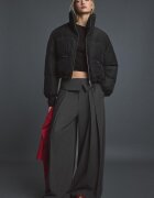 Stradivarius Geacă Matlasată Scurtă Cu Guler Înalt Negru Xs