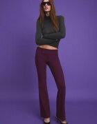 Stradivarius Pantaloni Bootcut Din Bengalină Mov 36