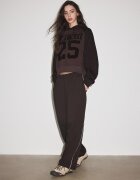 Stradivarius Pantaloni Din Felpa Cu Nervură Și Opritoare Maro Xs
