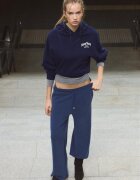 Stradivarius Pantaloni Jogger Palazzo Fini La Atingere Albastru Închis Xl
