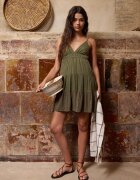 Stradivarius Rochie Scurtă Cu Decolteu La Spate Kaki S