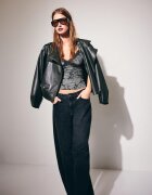 Stradivarius Top Ajustat Flocat Cu Dantelă Alb S