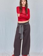 Stradivarius Tricou Basic Cu Guler Horn Roșu Închis L