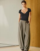 Stradivarius Tricou Cu Decolteu În V Din Poliamidă Negru M