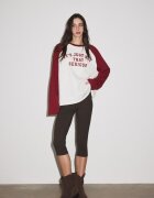 Stradivarius Tricou Cu Mânecă Lungă Raglan Și Imprimeu Poziționat Roșu Închis Xs