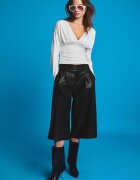 Stradivarius Tricou Cu Mânecă Lungă Și Decolteu În V Ecru S