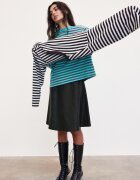 Stradivarius Tricou Cu Mânecă Lungă Și Dungi Azuriu Xl