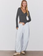 Stradivarius Tricou Cu Mânecă Lungă Și Tăietură Sub Bust Gri Închis Xs