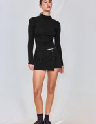 Stradivarius Tricou Simplu Cu Guler Horn Negru M
