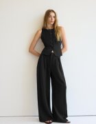 Stradivarius Vestă Cu Nasturi Negru M