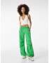 Bershka Pantaloni verde - Pled.ro