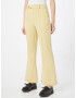 Gina Tricot Pantaloni 'Johanna' galben pastel - Pled.ro