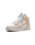 Nike Sportswear Sneaker înalt 'Dunk High LX' auriu / alb - Pled.ro