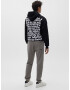 Pull&Bear Pantaloni gri fumuriu - Pled.ro