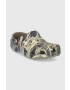 Crocs Papuci culoarea verde CLASSIC.REALTREE.12132-khaki - Pled.ro