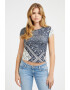 GUESS JEANS Tricou crop din amestec de modal cu model grafic - Pled.ro