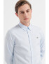 Lacoste Camasa slim fit de bumbac cu aplicatie logo discreta - Pled.ro