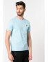 Lyle & Scott Tricou cu decolteu la baza gatului si broderie discreta aplicata pe piept - Pled.ro