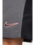 Nike Pantaloni scurti cu buzunare laterale - Pled.ro