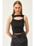 Olalook Top crop cu decupaj frontal - Pled.ro