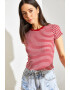 Shade Tricou crop cu model in dungi si decolteu la baza gatului - Pled.ro