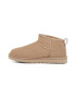 UGG Ghete slip-on de piele intoarsa cu finisaj rezistent la apa Classic Ultra Mini - Pled.ro