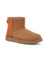 UGG Ghete slip-on de piele intoarsa cu logo - Pled.ro