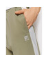 Fila Pantaloni trening Remond 689346 Verde Regular Fit - Pled.ro