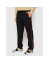 Guess Pantaloni trening U1GA41 RAJW0 Negru Regular Fit - Pled.ro