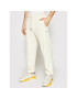 Reebok Pantaloni trening Cl Nd GS9157 Bej Regular Fit - Pled.ro