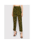 Sisley Pantaloni din material 4PYXLF016 Verde Regular Fit - Pled.ro