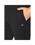 Tommy Hilfiger Pantaloni trening Essentials MW0MW22740 Negru Regular Fit - Pled.ro