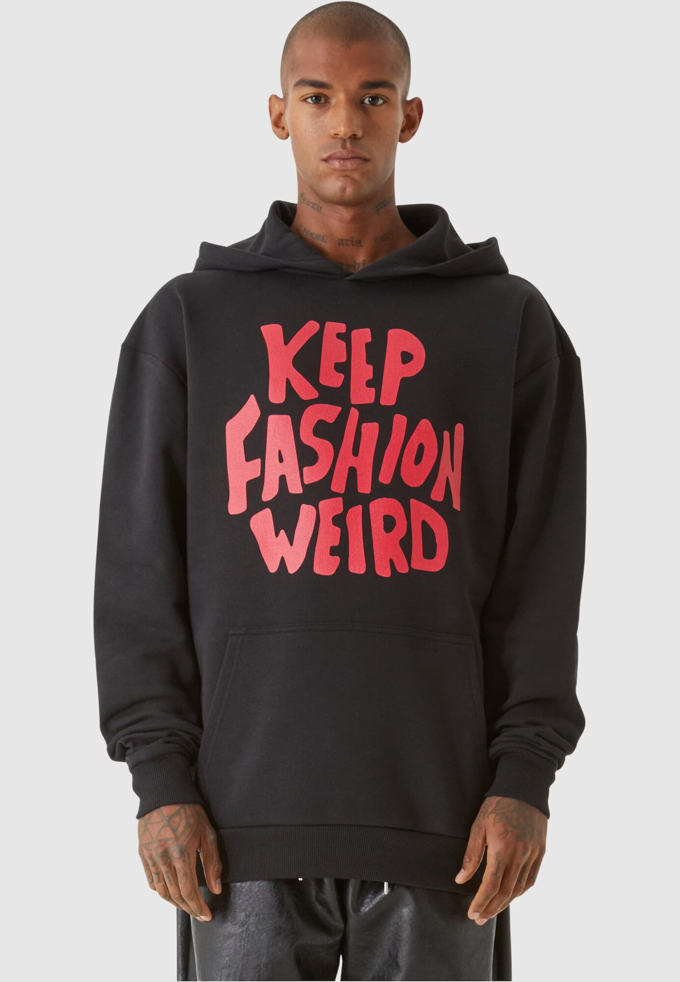 9N1M SENSE Bluză de molton 'Keep Fashion Weird' roșu rodie / negru - Pled.ro