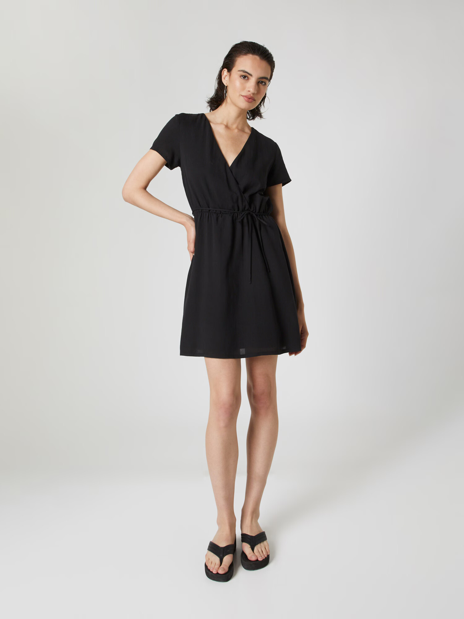 A LOT LESS Rochie 'Marou' negru - Pled.ro