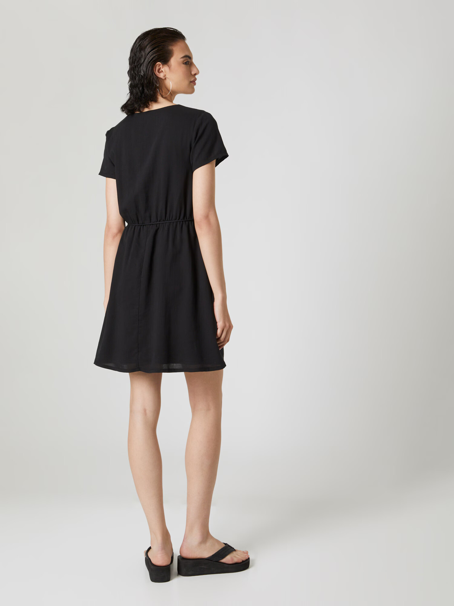 A LOT LESS Rochie 'Marou' negru - Pled.ro