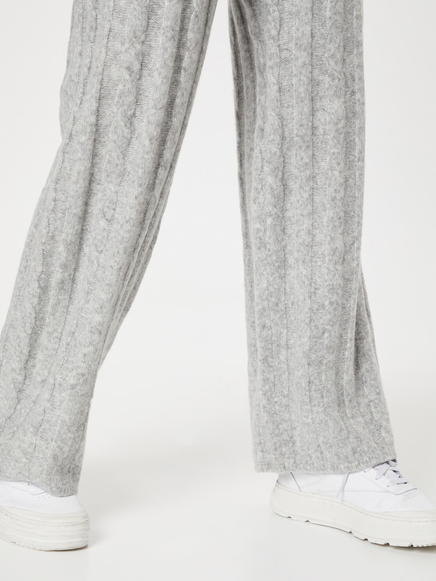 Abercrombie & Fitch Pantaloni 'CABLE' gri - Pled.ro