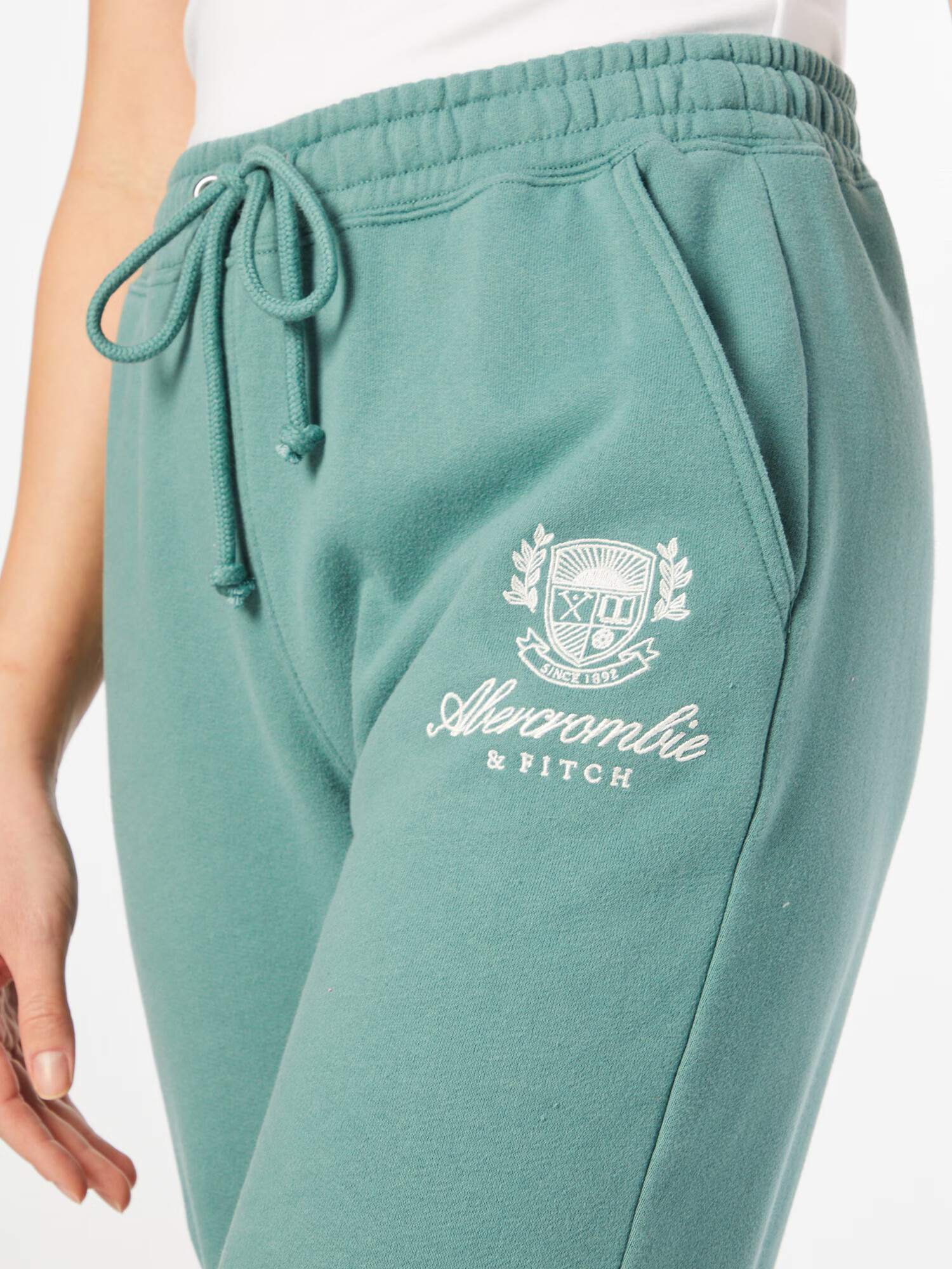 Abercrombie & Fitch Pantaloni 'SUNDAY' verde jad / alb murdar - Pled.ro