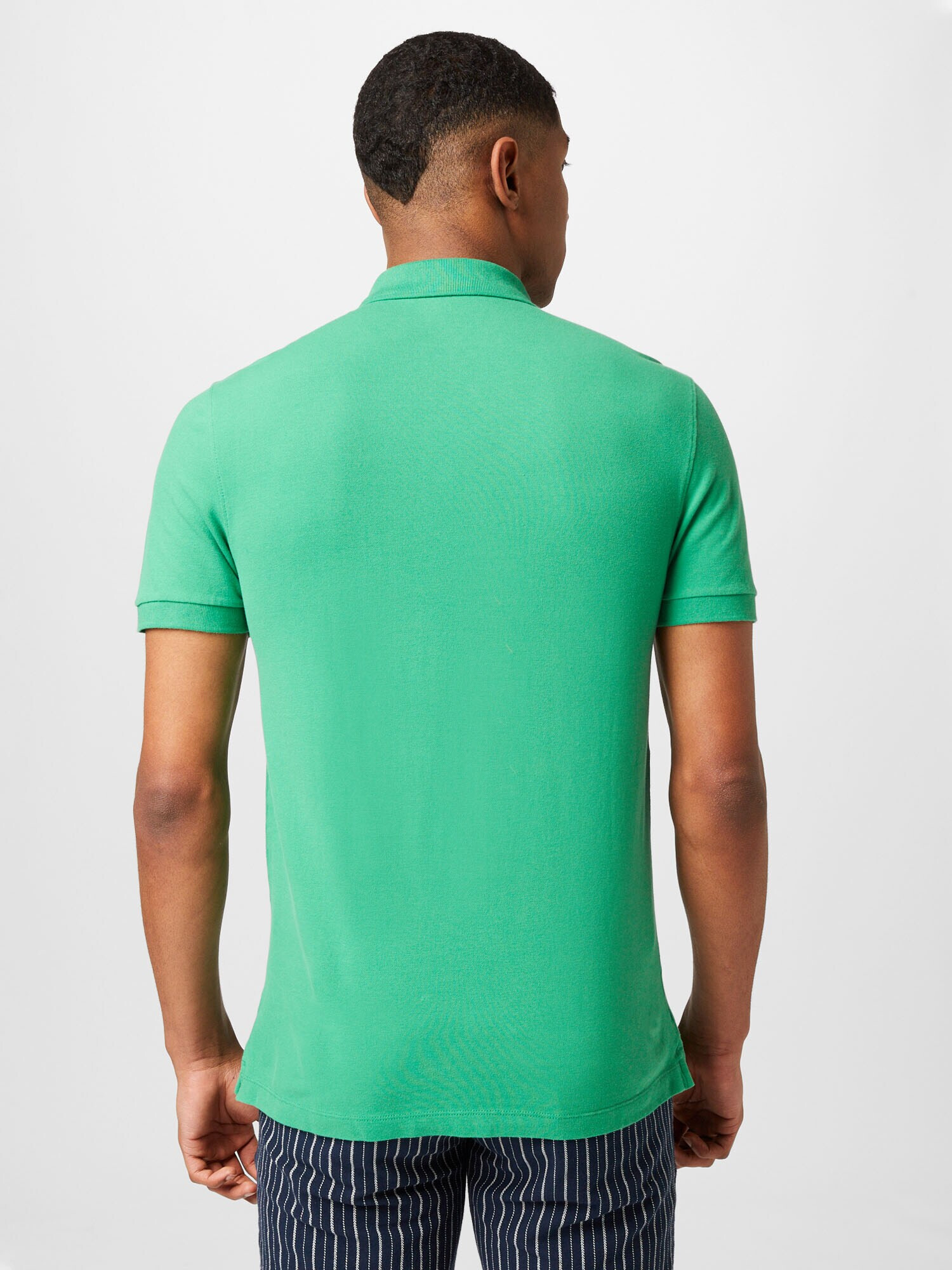 Abercrombie & Fitch Tricou 'EMEA' verde iarbă / alb - Pled.ro