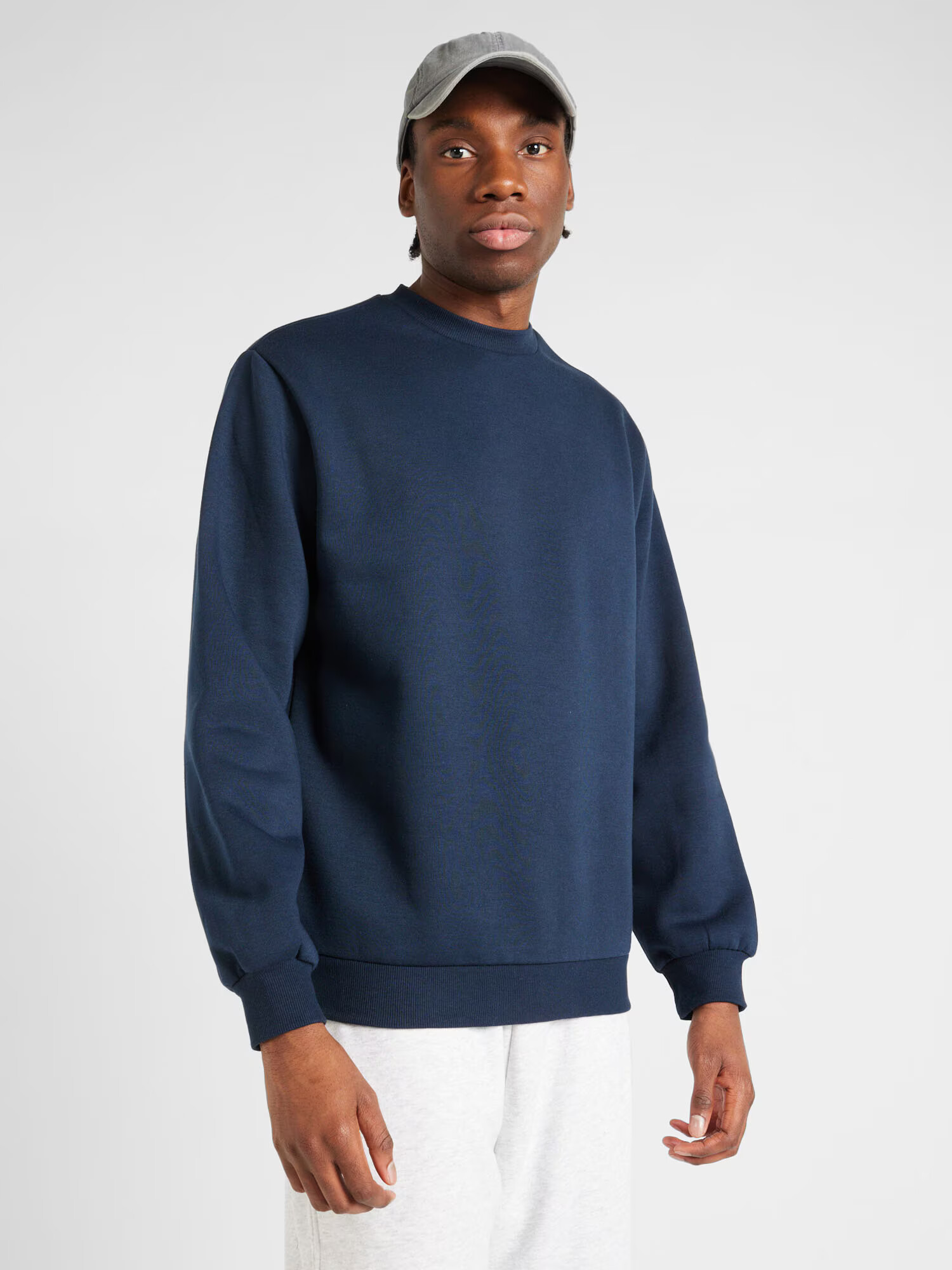 ABOUT YOU Bluză de molton 'Deniz Sweater' bleumarin - Pled.ro