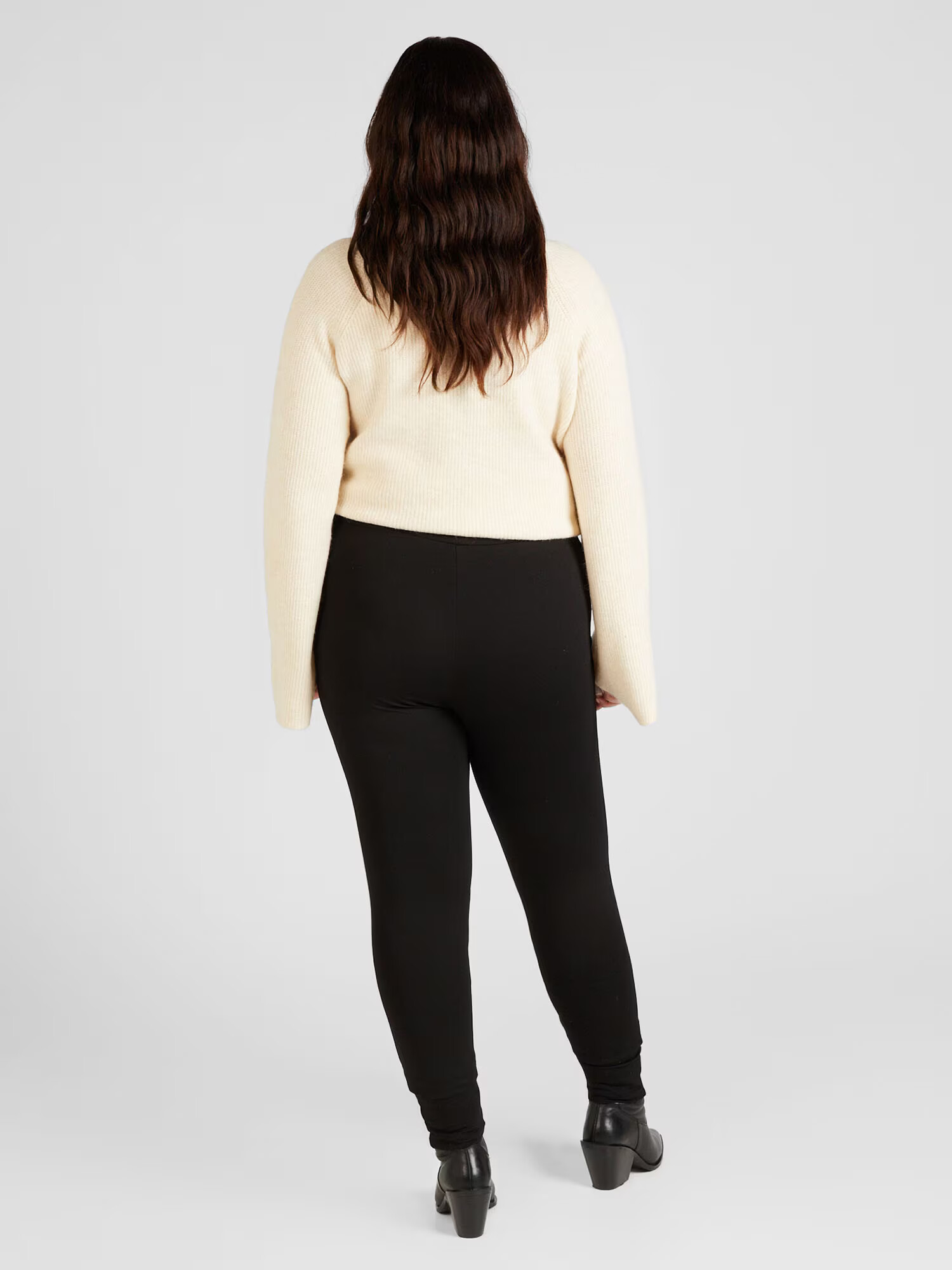 ABOUT YOU Curvy Leggings 'Camilla' negru - Pled.ro