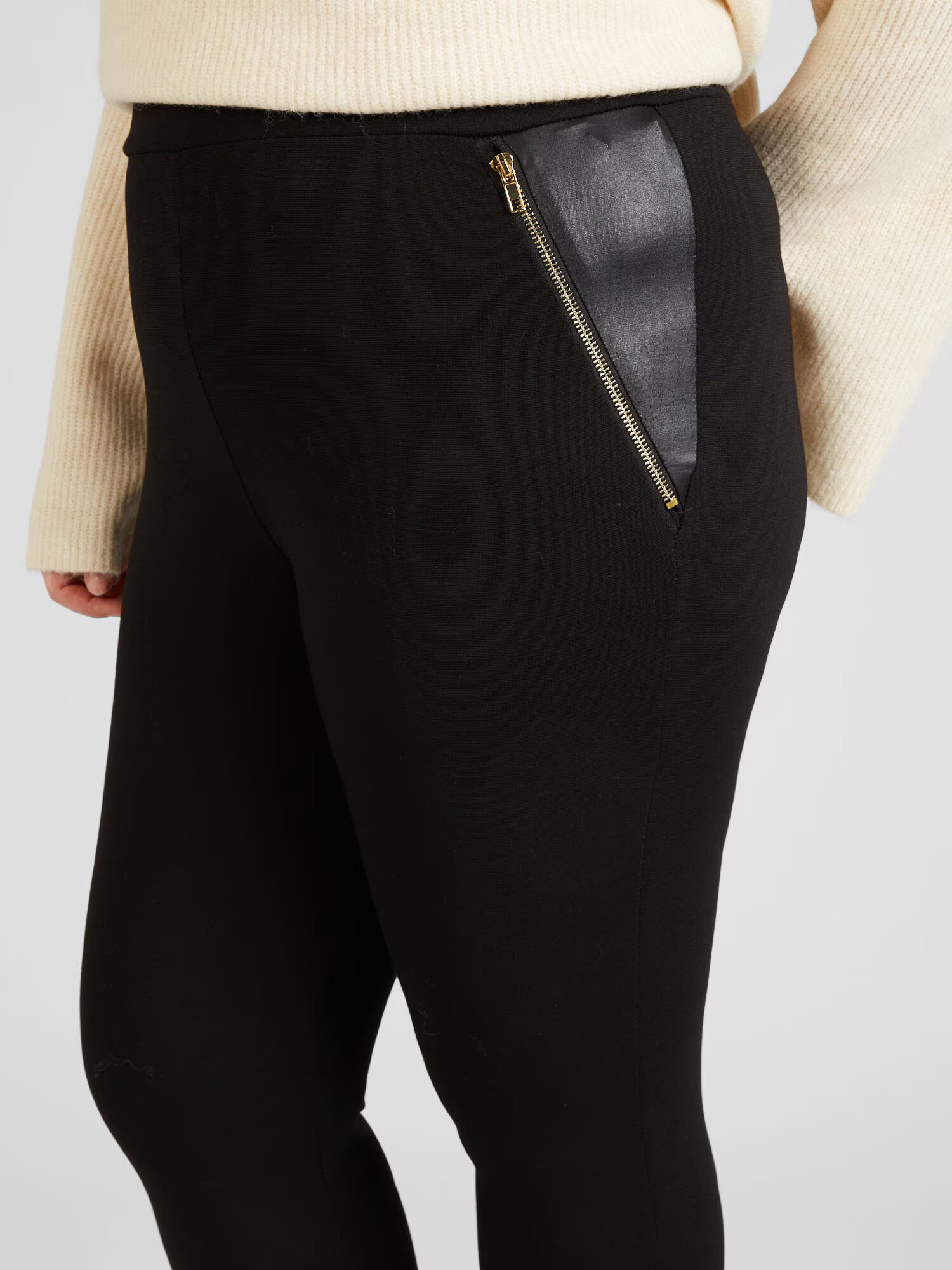 ABOUT YOU Curvy Leggings 'Camilla' negru - Pled.ro