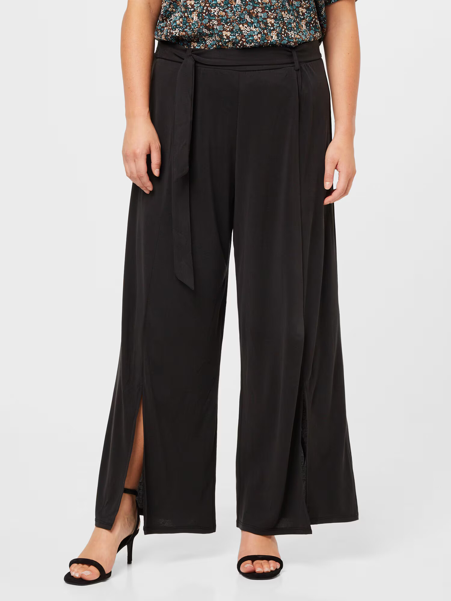 ABOUT YOU Curvy Pantaloni ' Caro ' gri metalic - Pled.ro