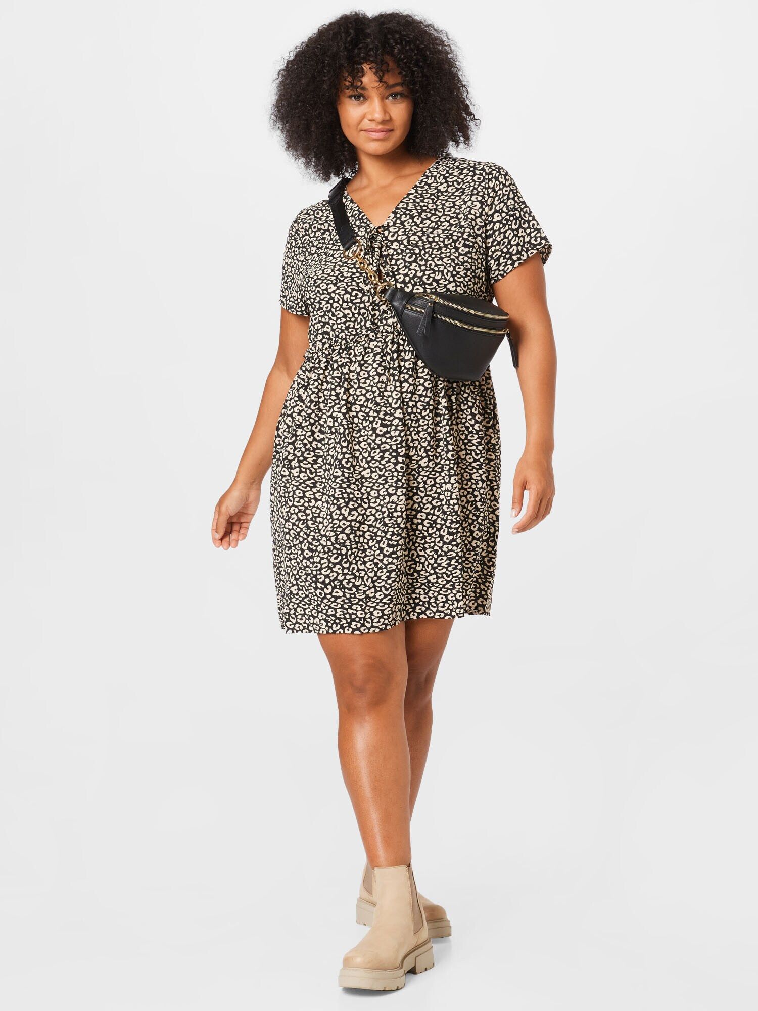 ABOUT YOU Curvy Rochie 'Indra' crem / negru - Pled.ro