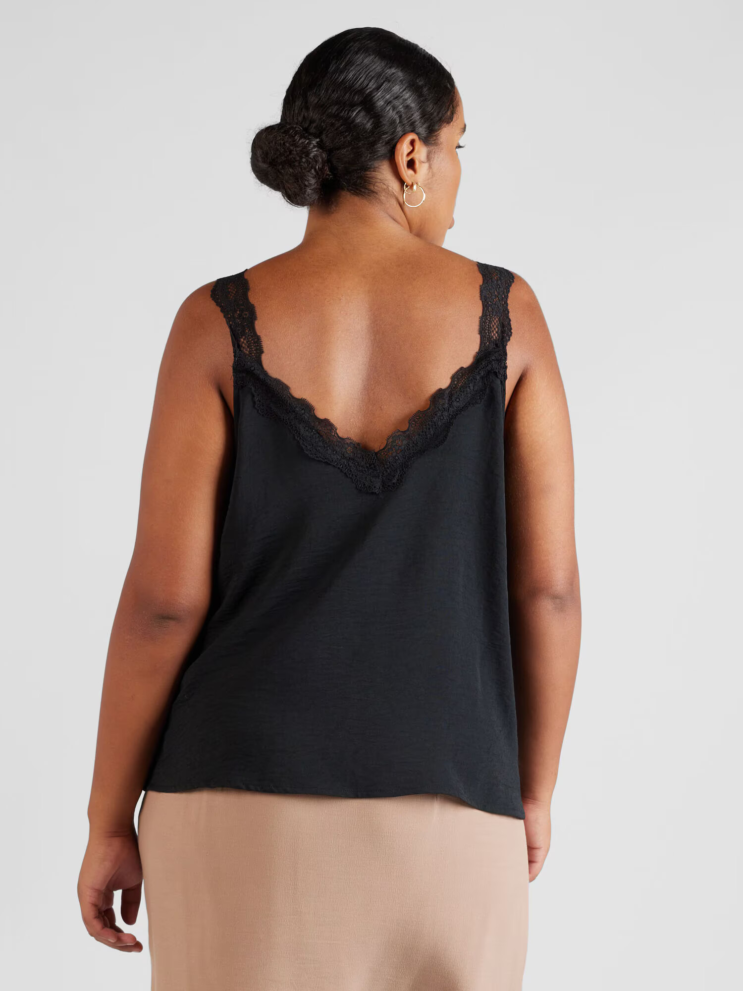 ABOUT YOU Curvy Top 'Melissa' negru - Pled.ro